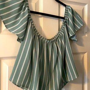 green crop / off the shoulder